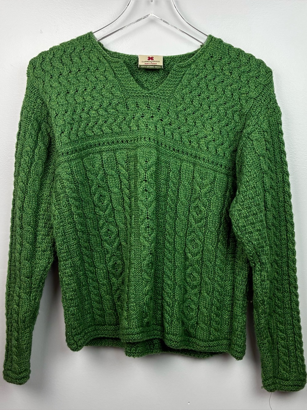 Carraig Donn Green Cable Knit Wool Sweater